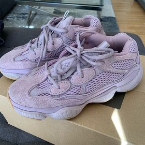 YEEZY 500 SOFT VISION SIZE 5 1/2 MENS